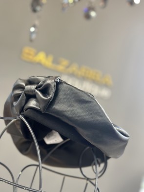 Детска кожена барета "BLACK"  1